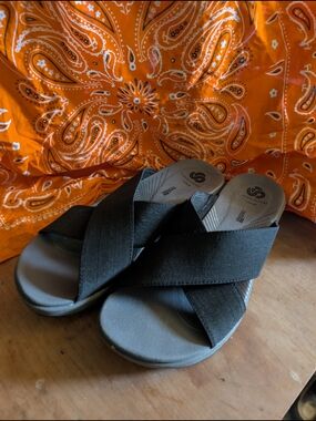 Clarks Black Crisscross Slide Sandals